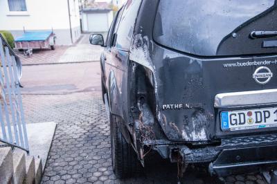 Schwaebisch Gmuend: Wieder Brandstifter unterwegs! Taeter zuendet 7 Pkw und 1 Wohnwagen an - Anwohner in Angst -  Ca. 135.000 Euro Schaden